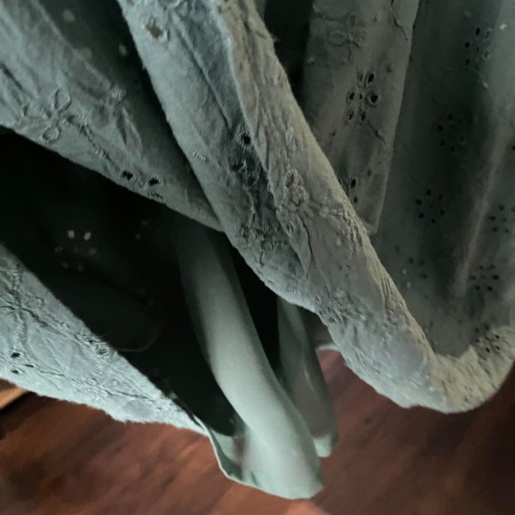 American Eagle Green Eyelet Babydoll Puff Sleeve Dress Size Small - Picture 7 of 8